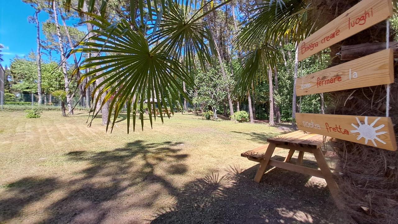 Villa Barbara Fra I Pini Lignano Sabbiadoro Bagian luar foto